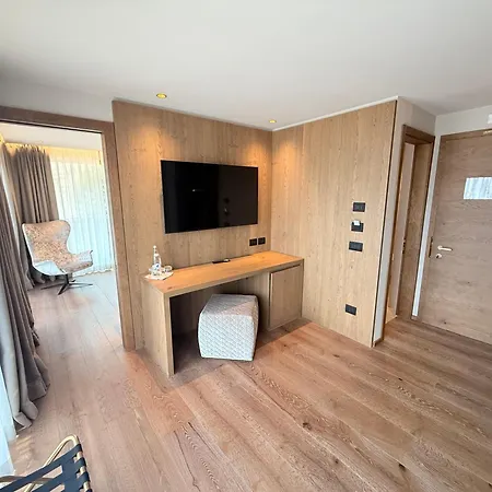 Hotel Lorenzetti Madonna di Campiglio Room photo