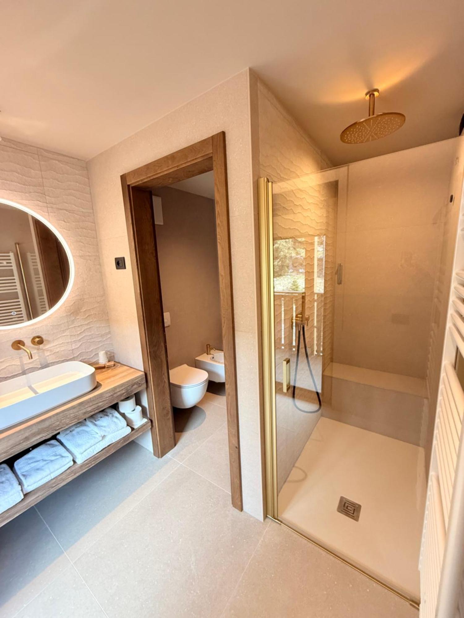 Lorenzetti Hotel 4*
