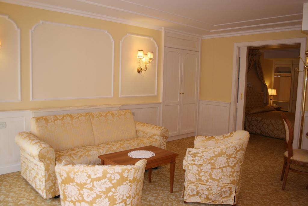 Lorenzetti Hotel 4*