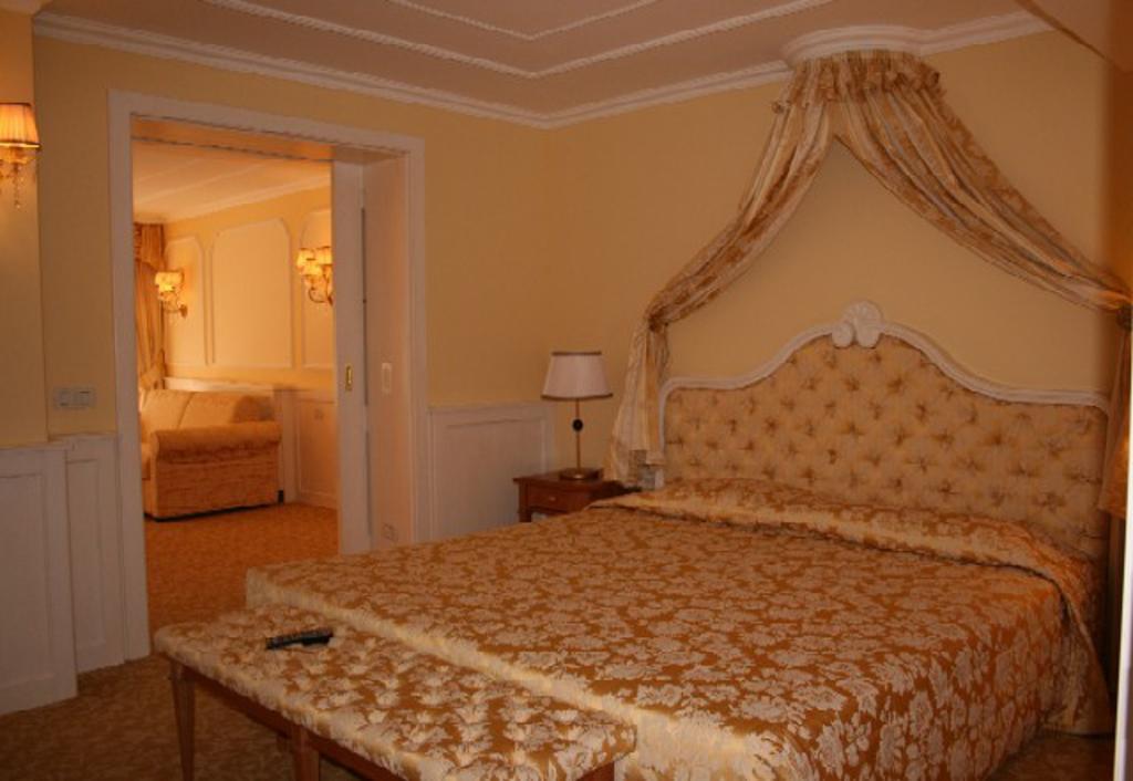Hotel Lorenzetti Madonna